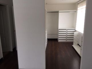 Venta Departamento Dúplex, Sector La Mariscal