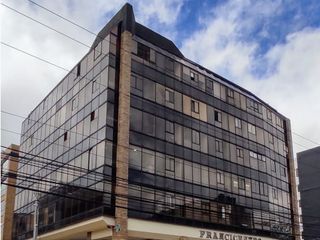 Vendo O Arriendo Oficina Ubicada En El Edificio Francicentro En El Chicó