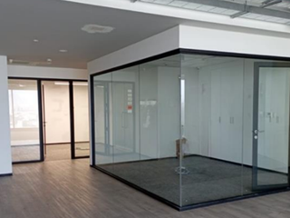 Foto 5 de ALQUILER DE OFICINA SEMI IMPLEMENTADA 1,396m2 – SURCO