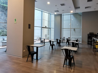 Foto 3 de ALQUILER DE OFICINA SEMI IMPLEMENTADA 1,396m2 – SURCO