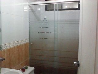 Se vende bonito departamento Sector Mena del Hierro fin de la calle Machala.