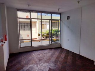 VENTA DE CASA DE 2 PISOS EN EL CALLAO