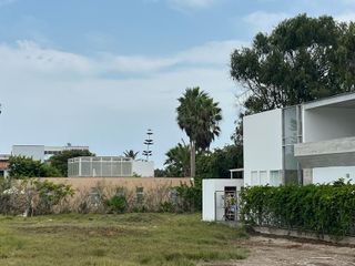 Ocasión - Vendo lindo terreno de 500 m2 en Playa Las Totoritas, Mala, Alt. Km. 86 Panamericana Sur.