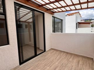 CASA NUEVA EN VENTA,  DE 3 Y 4 DORMITORIOS, LA ARMENIA II, VALLE DE LOS CHILLOS, QUITO, ECUADOR