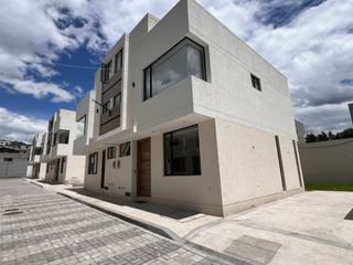 Foto 17 de VENTA CASA NUEVA  DE 3 Y 4 DORMITORIOS, LA ARMENIA II, VALLE DE LOS CHILLOS, QUITO, ECUADOR