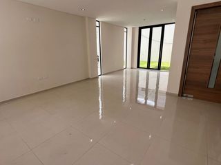 Foto 8 de VENTA CASA NUEVA  DE 3 Y 4 DORMITORIOS, LA ARMENIA II, VALLE DE LOS CHILLOS, QUITO, ECUADOR