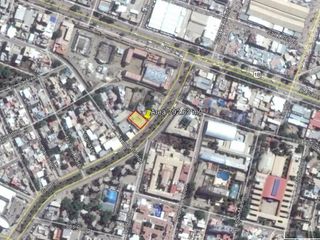 Foto 3 de VENDO  casa en zona comercial Piura