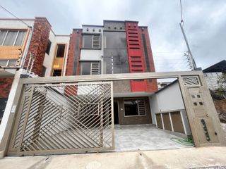 Casas con Departamentos  en Venta En Cuenca Ecuador