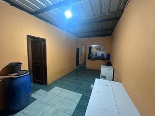Foto 3 de casa de venta en manta zona norte