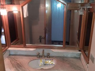 Foto 15 de Piso de Categoría en el Centro de Cordoba - 250m - 4 Hab - 2 Cocheras