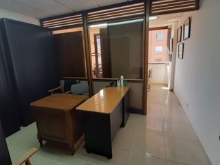 Foto 2 de Oficina en Venta en El Lago