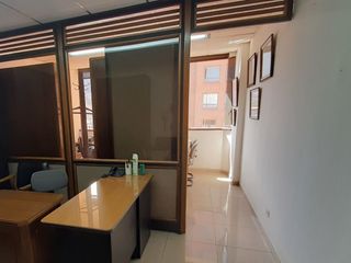 Foto 4 de Oficina en Venta en El Lago