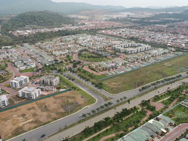 Foto 11 de Terrenos Comerciales oportunidades de expansión o inversión - La Joya 