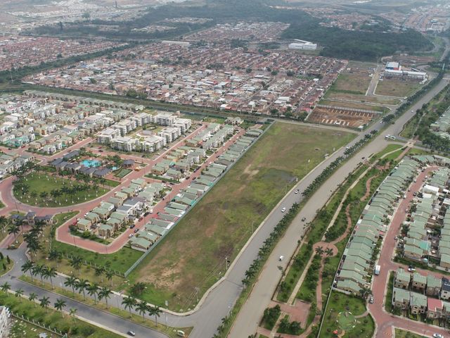 Foto 7 de Terrenos Comerciales oportunidades de expansión o inversión - La Joya 