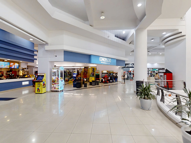 Foto 10 de Oficinas, locales y bodegas en renta - River Mall centro comercial valle de los chillos
