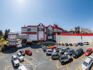 Foto 4 de Oficinas en renta - Centro comercial River Mall Valle de los chillos