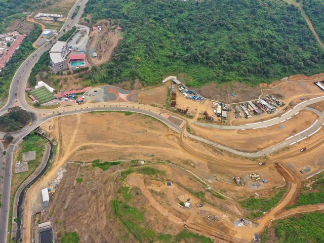 Foto 4 de Terrenos Comerciales  oportunidades de expansión o inversión - Villa del Rey 