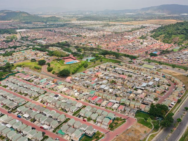 Foto 14 de Terrenos Comerciales  oportunidades de expansión o inversión - Villa del Rey 