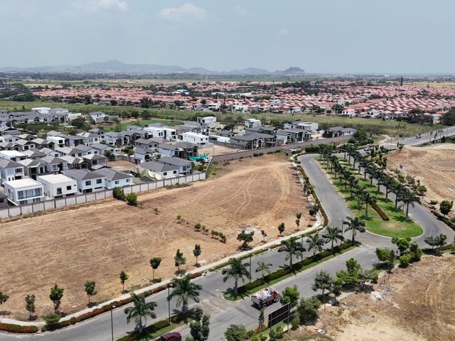 Terrenos Comerciales - Inversión proyectos de vivienda - Ciudad Celeste Samborondon