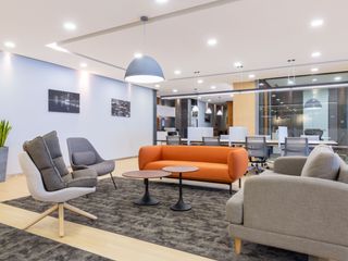 Foto 11 de Disfrute de oficinas privadas para 15 personas en Lima, Protecta Surquillo