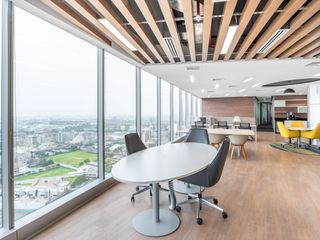 Foto 11 de Disfrute de acceso a oficinas para 3 personas en Lima Central Tower