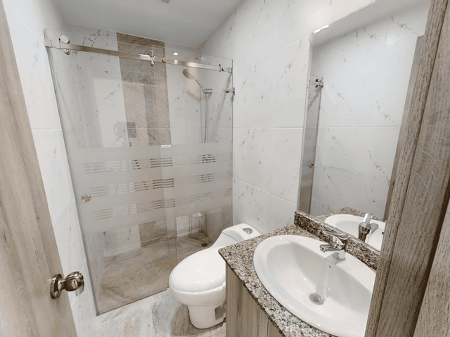 Foto 91 de Departamentos en venta Norte de Quito Sector Santa Lucia a una cuadra de la AV. 6 de Diciembre - Blacón Real