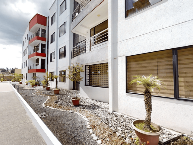 Foto 46 de Departamentos en venta Norte de Quito Sector Santa Lucia a una cuadra de la AV. 6 de Diciembre - Blacón Real
