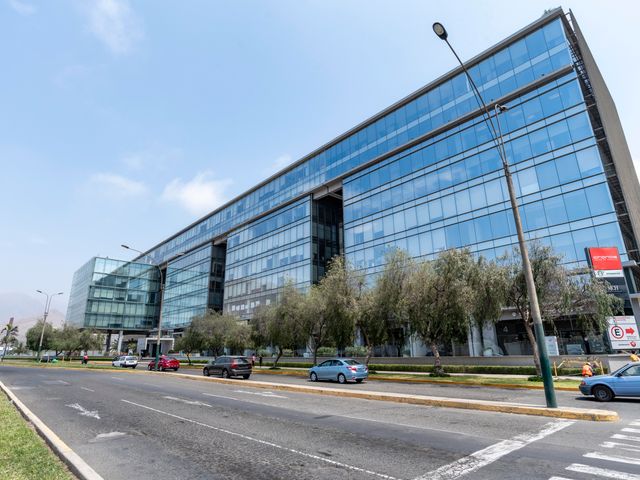 Foto 1 de OFICINAS - LIMA, Cronos - El Derby 